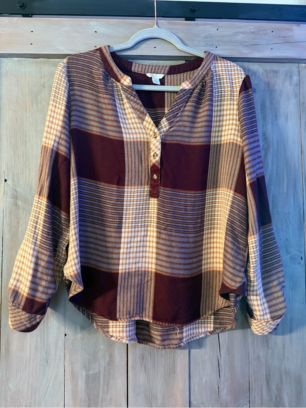 Cato Plaid Button Henley Top - Brown & Cream